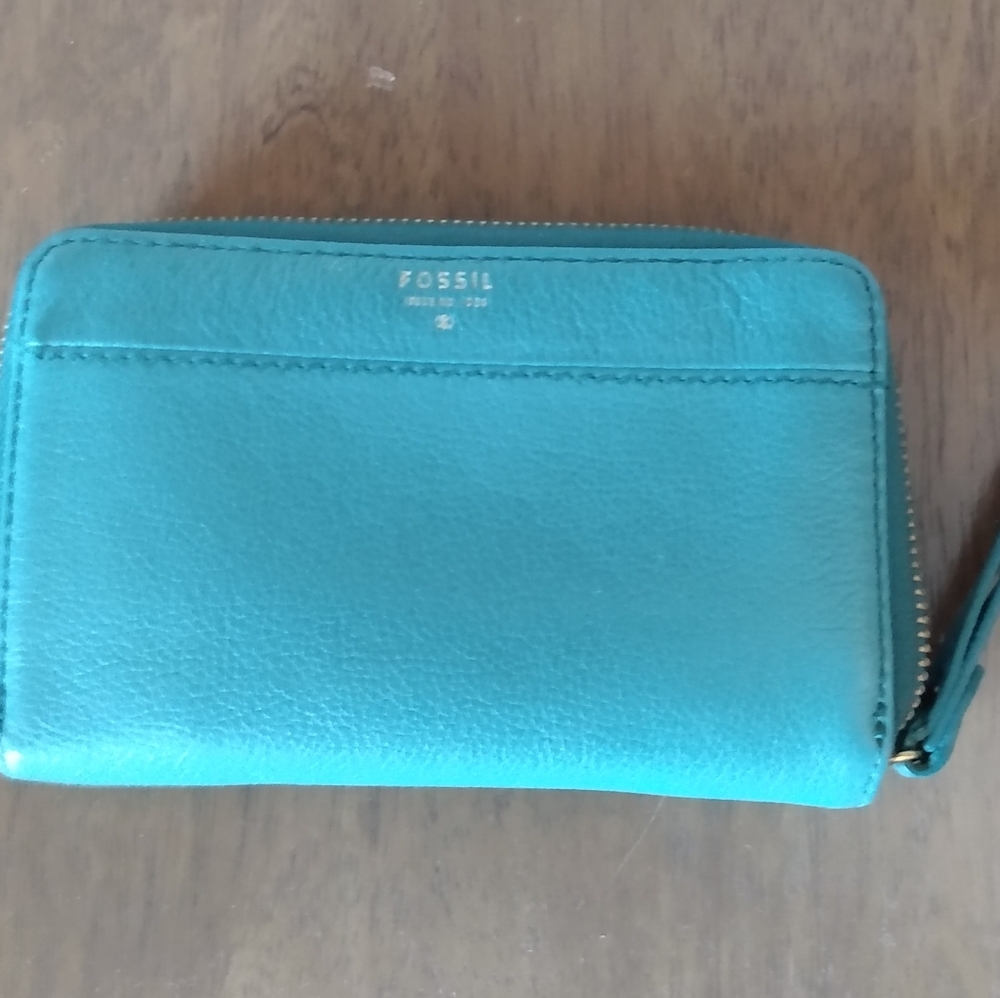 Fossil Zip up Bifold